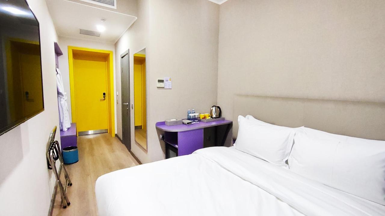 City Hotel Σιμκέντ Εξωτερικό φωτογραφία
